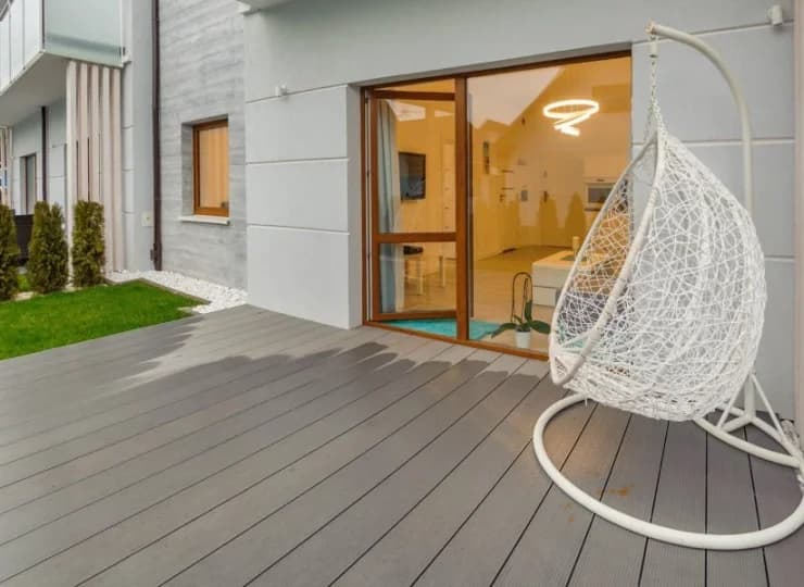 Apartamenty na parterze mają taras w ogrodzie