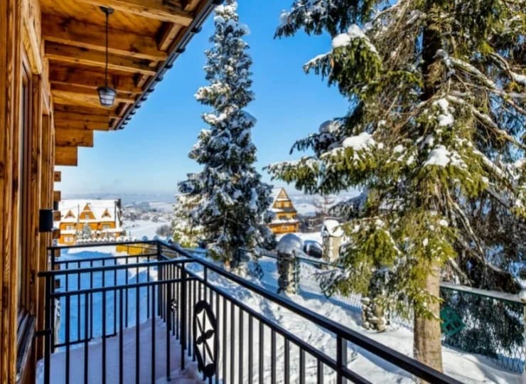 To apartament z balkonem w Bukowinie Tatrzańskiej