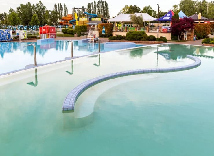 Thermalpark Dunajská Streda to spory kompleks basenowy