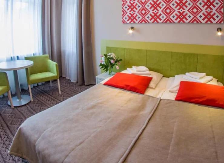 Dla gości przygotowano wygodne pokoje blisko stoku narciarskiego w Krynicy