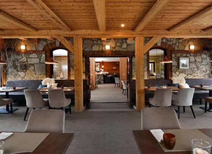 W hotelu mieści się nowoczesna restauracja Olivia