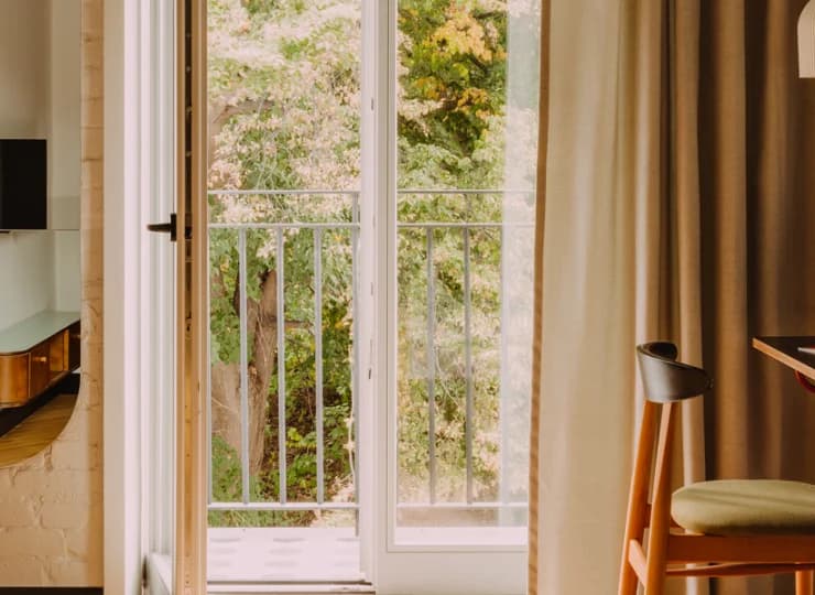 Niektóre pokoje mają balkon