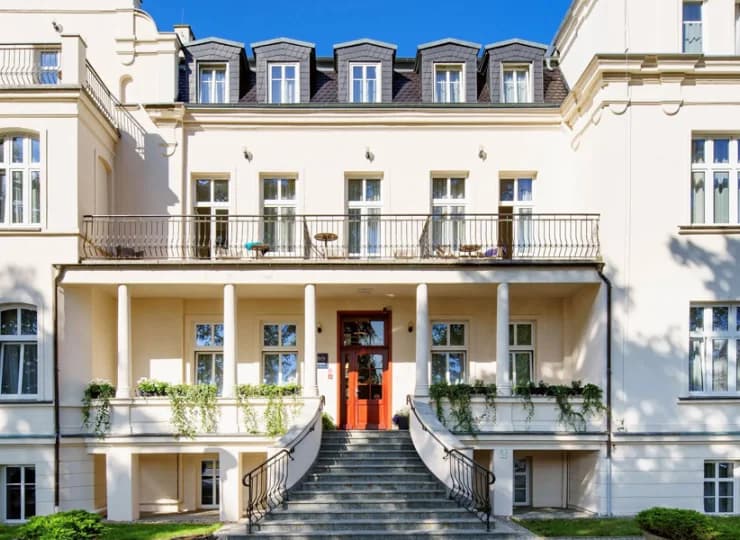Hotel mieści się w pięknym secesyjnym budynku