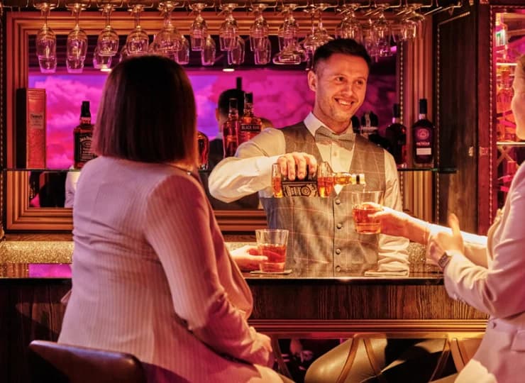 Sąsiadujący z nią drink bar będzie dopełnieniem wieczoru