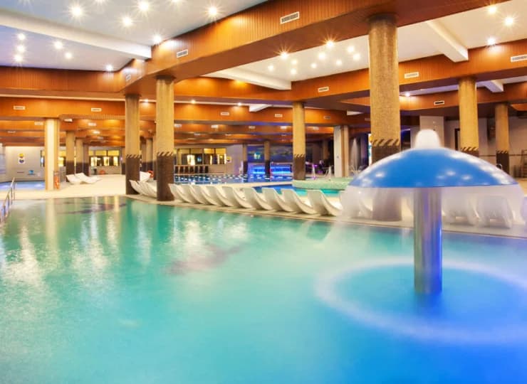 Hotel ma imponującą infrastrukturę rekreacyjną z Parkiem Wodnym Tropikana