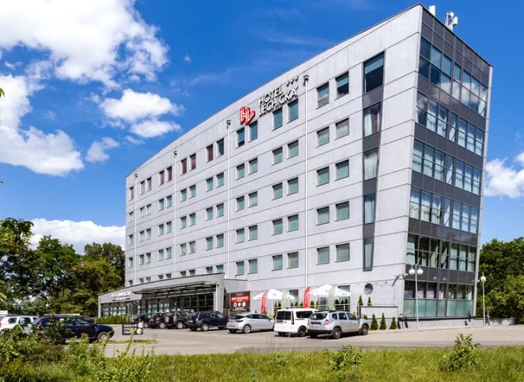 Hotel z basenem i centrum konferencyjnym w północnej części Poznania