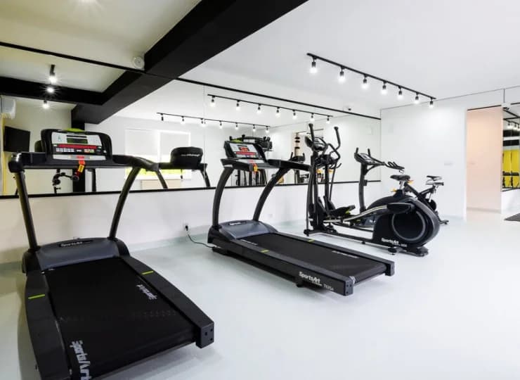 Dla aktywnych gości przygotowano salę fitness