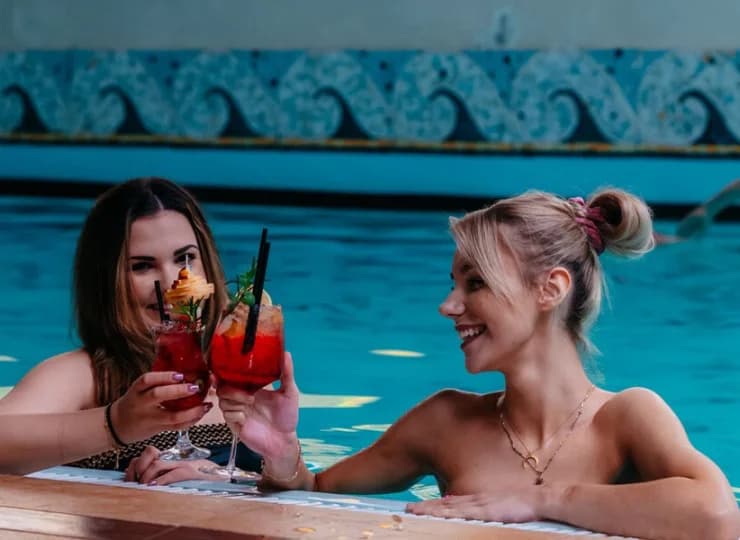 Hotel z basenem w Starachowicach