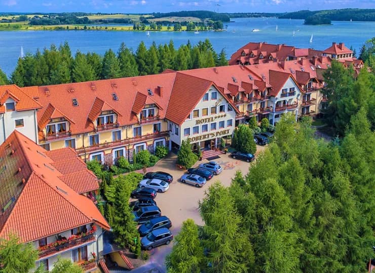 Robert’s Port Lake Resort & SPA**** to atrakcyjny hotel na Mazurach