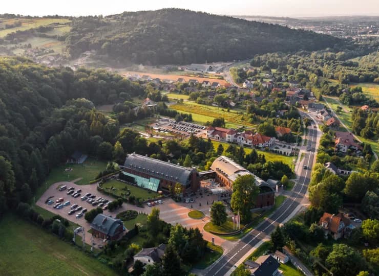 Młyn Jacka to wyjątkowo oryginalny hotel 4* poza miastem, niedaleko Krakowa