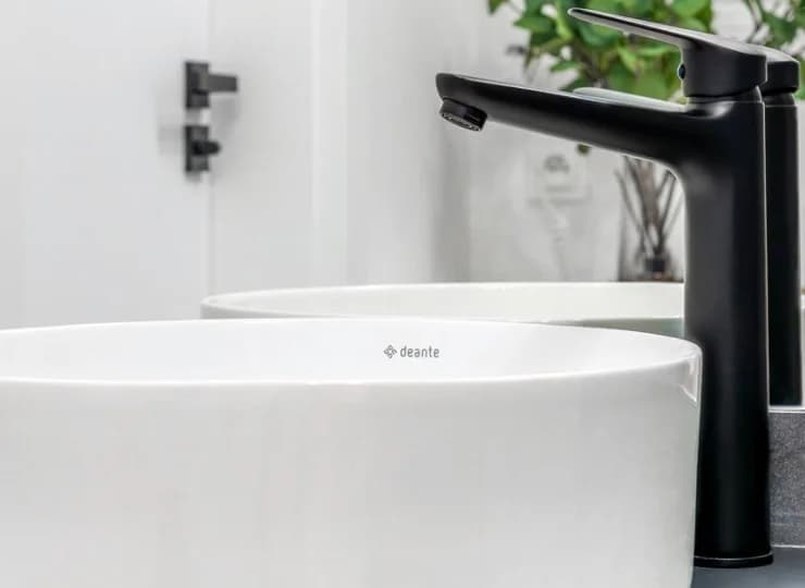 Każdy apartament ma nowoczesną łazienkę