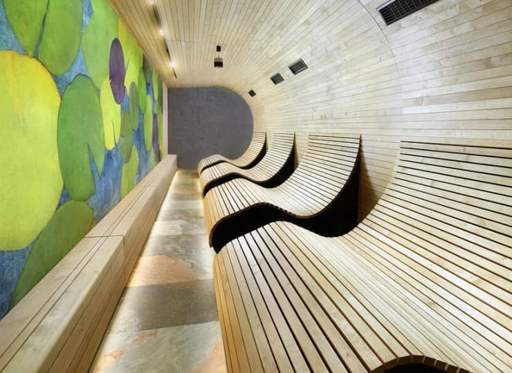 Jest też tepidarium, terapia Kneippa i sauna fińska dla dzieci