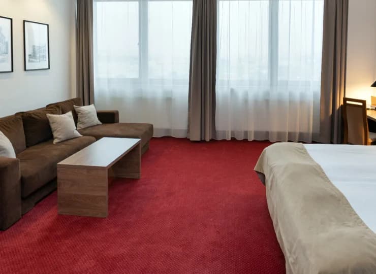 Bardzo wygodnym wnętrzem jest pokój typu comfort, który posiada także sofę