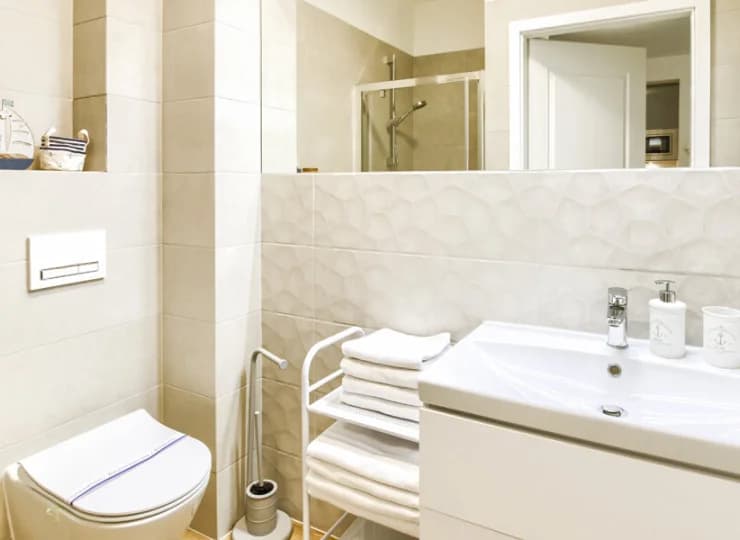 Apartament, jak wszystkie, posiada własną łazienkę