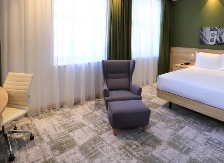 Hampton by Hilton Gdańsk Old Town oferuje nowoczesne, przestronne pokoje