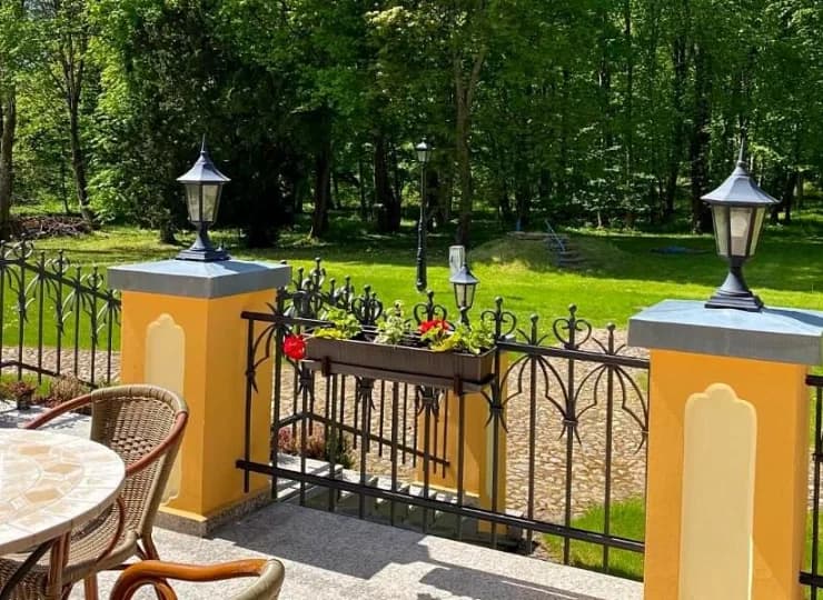 Pałac w Rymaniu zbudowano w XVIII wieku