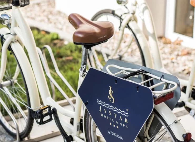 Na miejscu jest możliwość wypożyczenia rowerów w hotelu