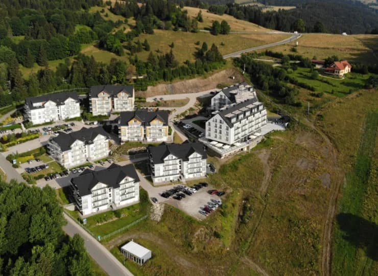 Apartamenty są zlokalizowane w sercu górskiego ośrodka Czarna Góra Resort