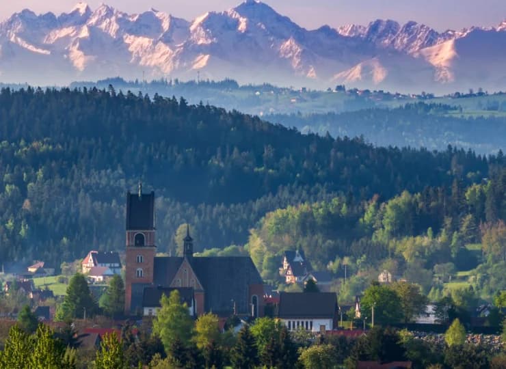 Rabka-Zdrój to uzdrowisko położone w Gorcach, nieopodal Tatr i Podhala