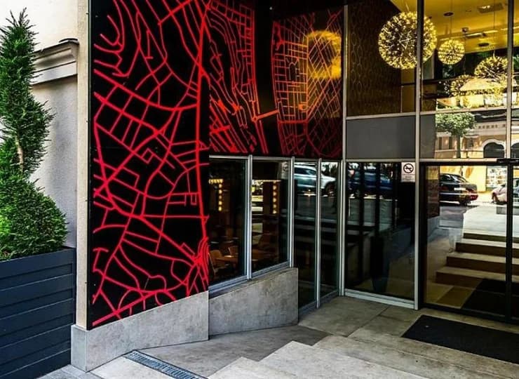 Hotel leży w dzielnicy Terézváros