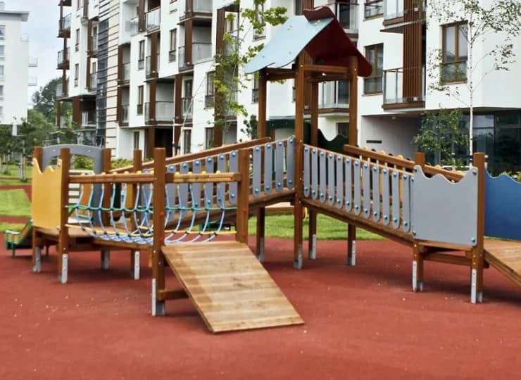 Na świeżym powietrzu czeka także plac zabaw dla dzieci