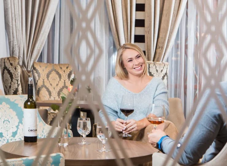 W hotelu jest także kawiarnia