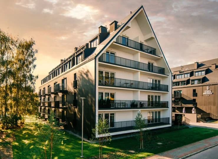 Komfortowe nadmorskie apartamenty mieszczą się na kameralnym osiedlu