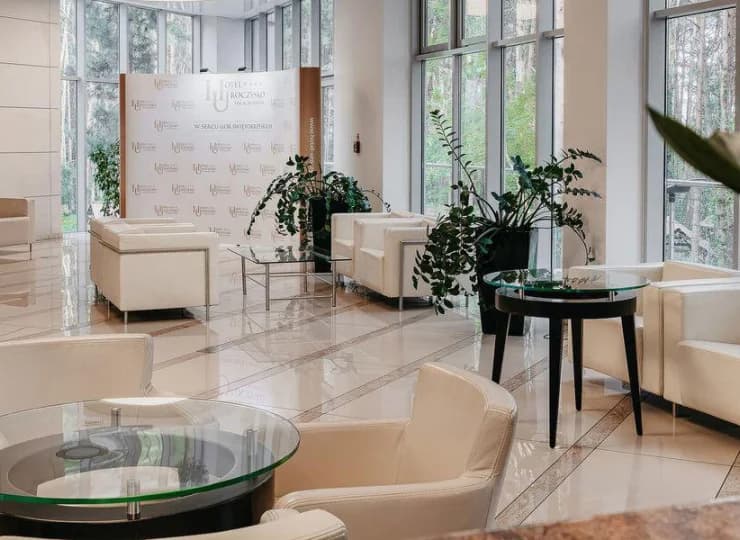 W hotelu zadbano o duże, przestronne przestrzenie