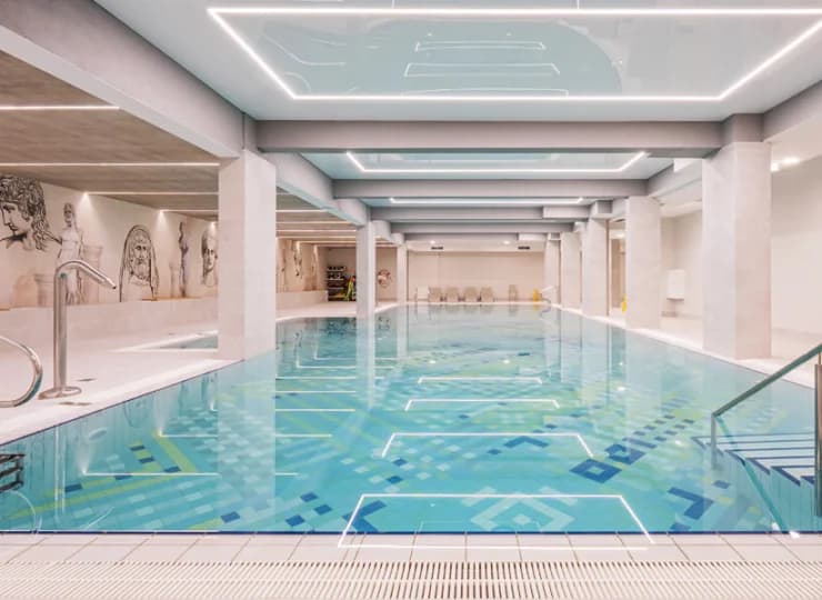 Platino Mare Resort & Spa szczyci się jednym z największych basenów hotelowych