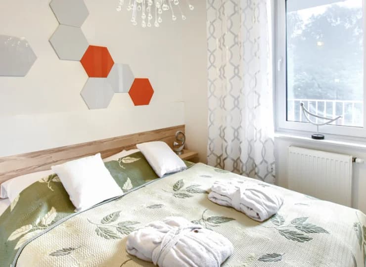W niektórych apartamentach dodatkowo znajdziemy też szlafroki