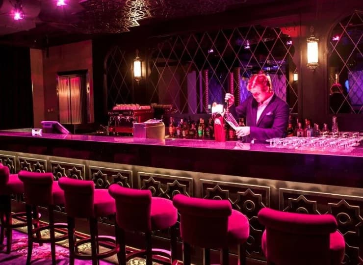 Shisha Bar to miejsce wieczornych zabaw w orientalnych klimatach