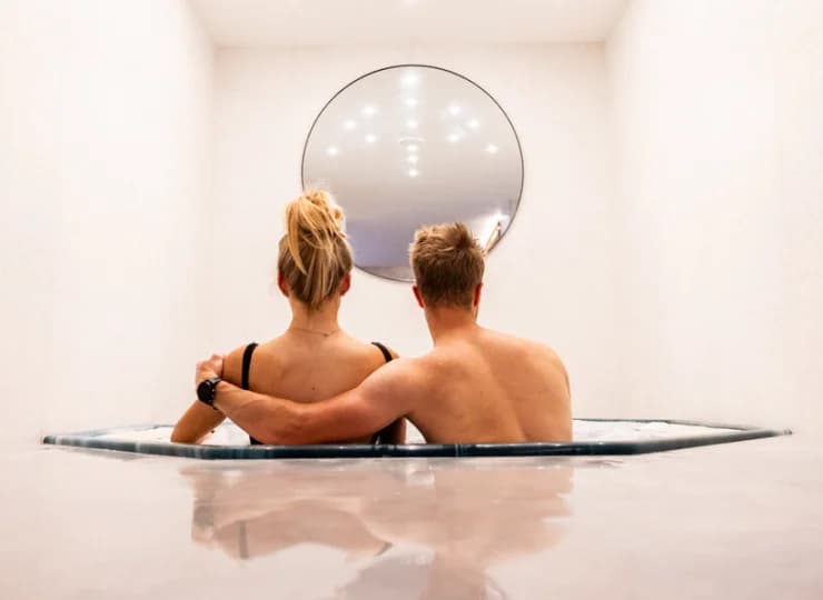 Sněžka to hotel z jacuzzi w Szpindlerowym Młynie