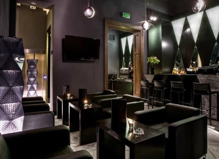 Bar Insomnia ma bogatą kolekcję najlepszych whisky i innych mocnych alkoholi