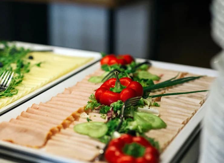 A także restauracja bufetowa