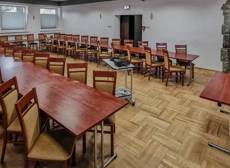 Mieszczą się tutaj także 3 sale konferencyjne