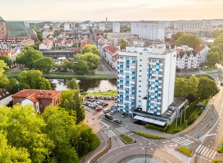 Jest to komfortowy obiekt położony kilka kroków od centrum miasta