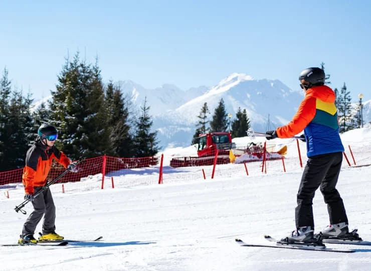 Zakopane oferuje wiele możliwości jazdy oraz nauki jazdy na nartach