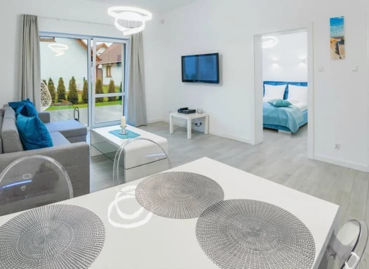 Dla Gości przygotowano komfortowe i przestronne apartamenty