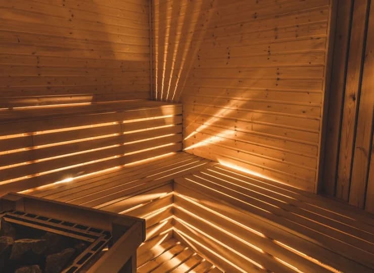 Werona posiada zaplecze SPA, a w nim m.in. jacuzzi, sauna sucha i mokra