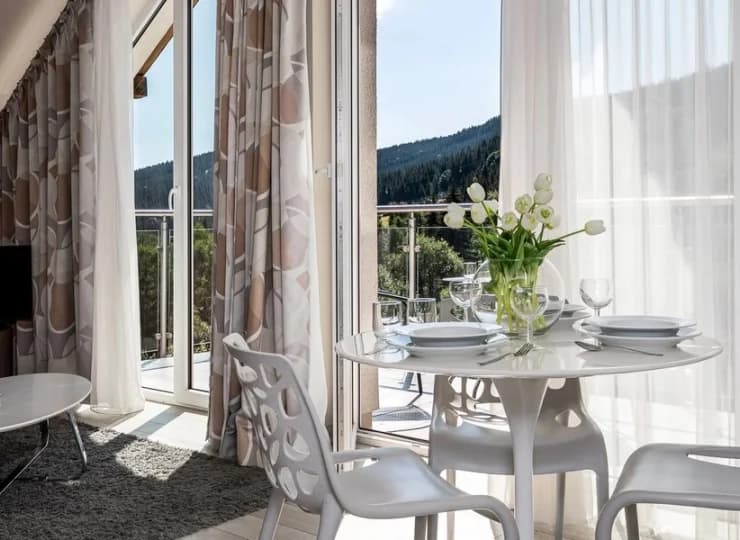 Apartamenty Premium posiadają dodatkowo balkon