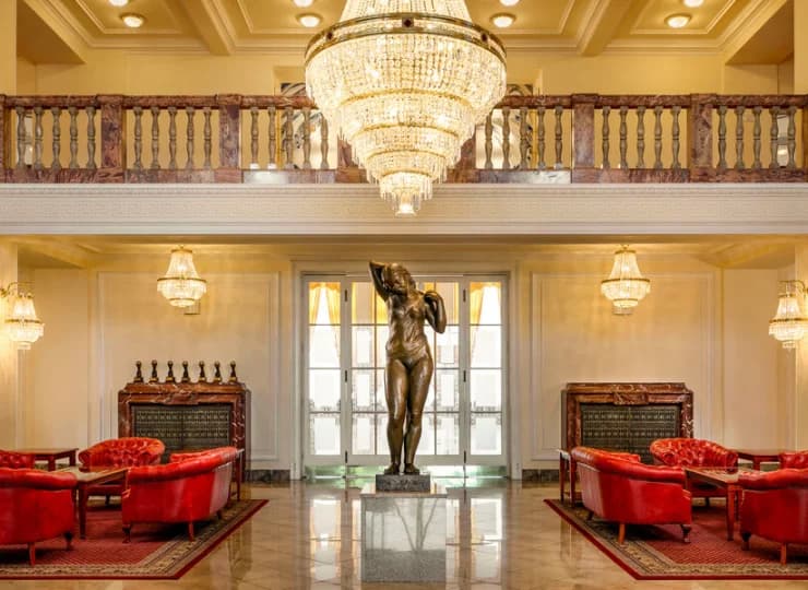 Wystrój hotelu Imperial jest oryginalny, odbiegając od dzisiejszego minimalizmu