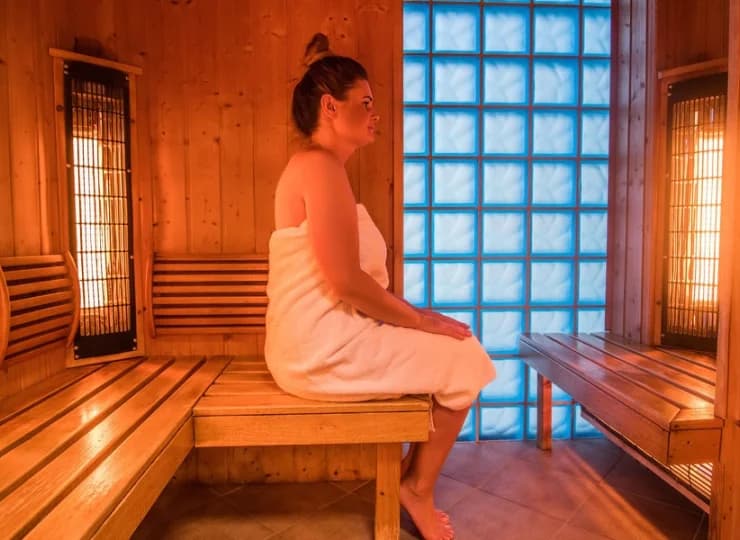 W której są dostępne sauna fińska, sauna na podczerwień, łaźnia parowa