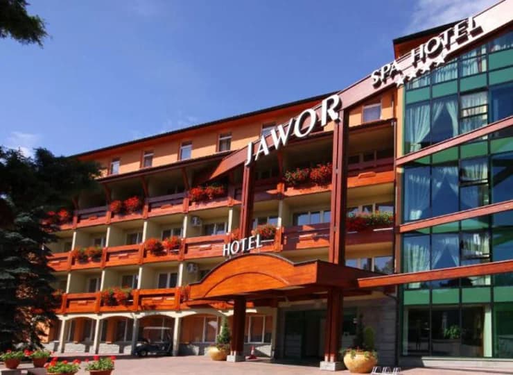 W bliskiej okolicy hotelu znajdują się trasy spacerowe Beskidu Śląskiego