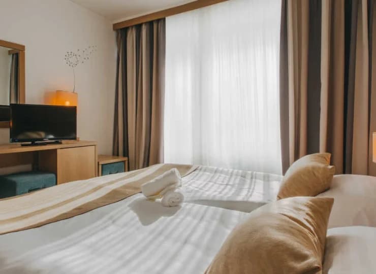 Wygodne łóżka zapewniają komfort snu