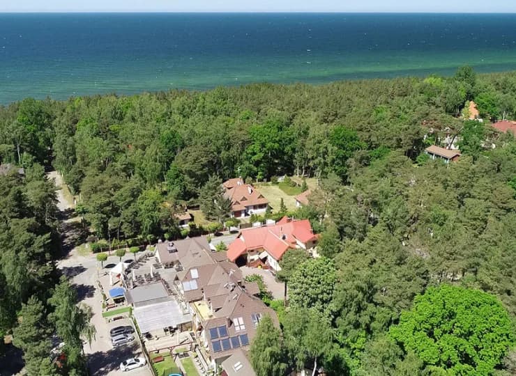 Paula Wellness & SPA Pobierowo znajduje się tylko 300 m od plaży nad Bałtykiem