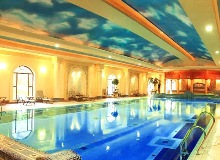 SPA Hotel Jawor****posiada basen w klimacie greckich ogrodów oliwnych