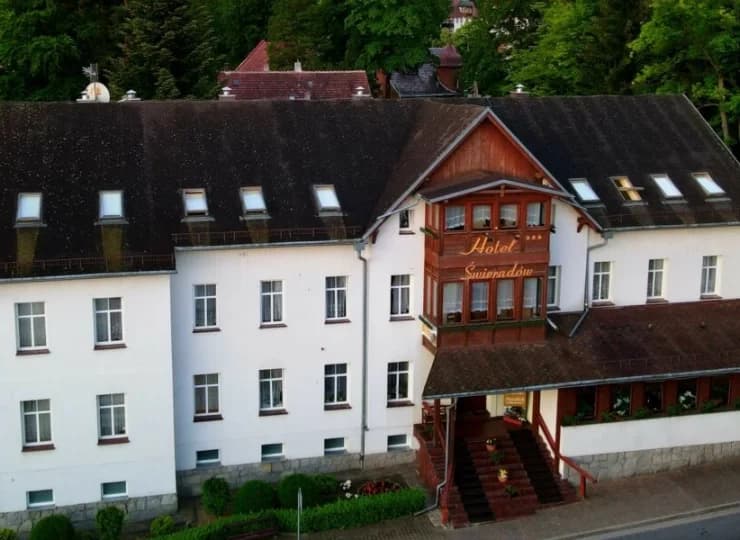 W hotelu znajduje się też baza rehabilitacyjna