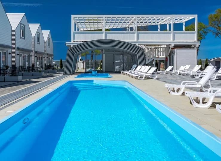 Na Klifie Wypoczynek & Spa to domki z basenem w Rewalu
