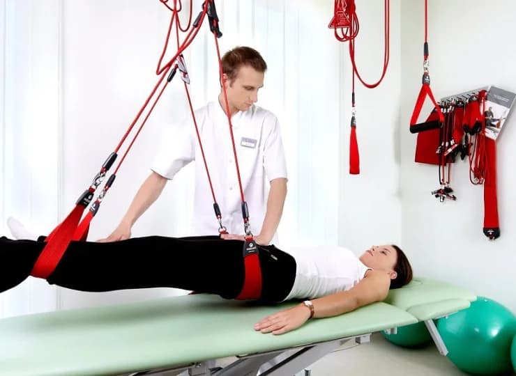 Ponadto oferowane są zabiegi rehabilitacji i odnowy biologicznej