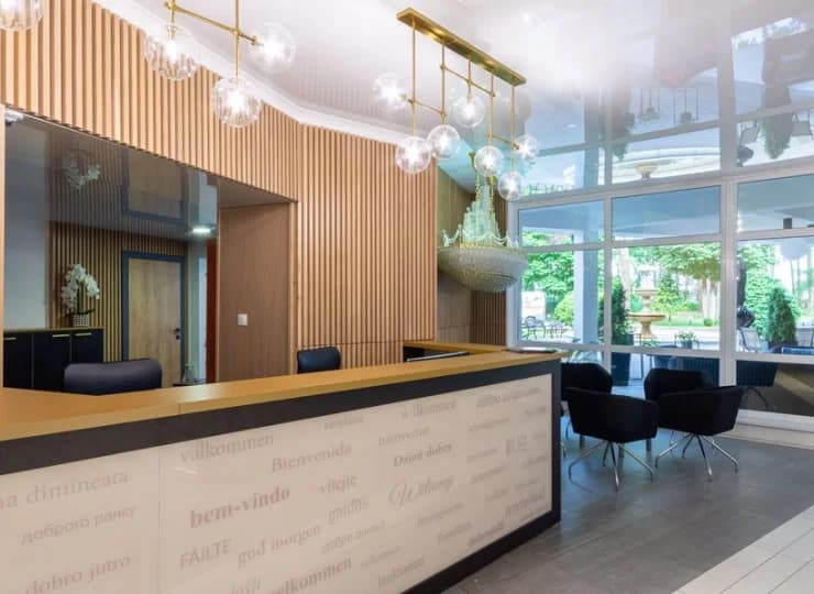 Recepcja Hotelu Jan jest czynna przez cała dobę